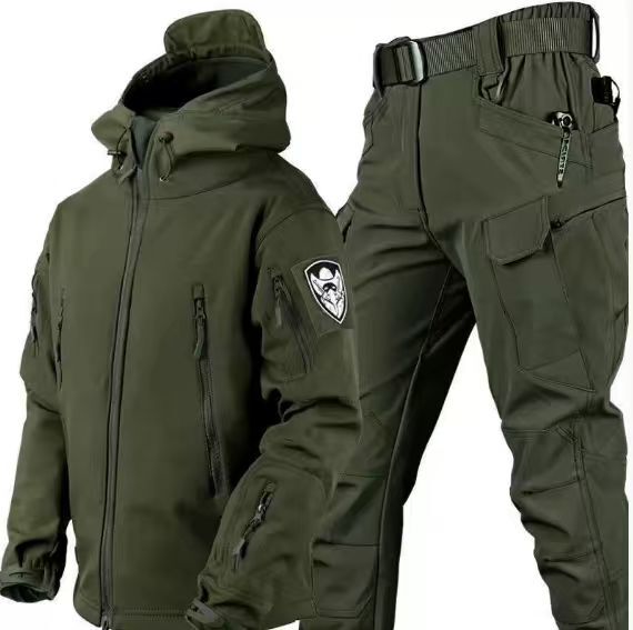 Avriane Ensemble Outdoor pour hommes avec veste à capuche et pantalon cargo