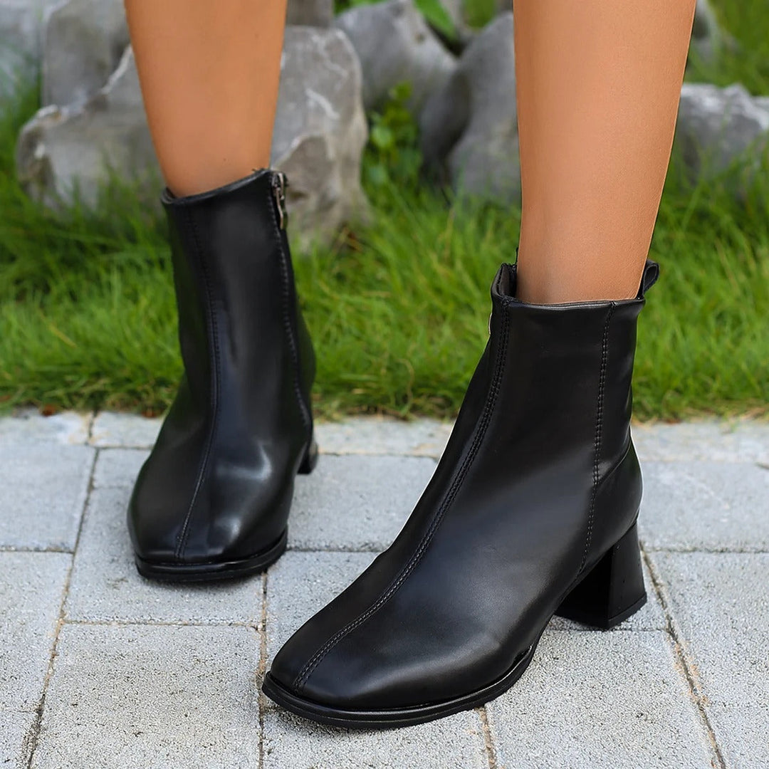 Levoire | Bottines À Talons Bloc Dans Un Style Classique