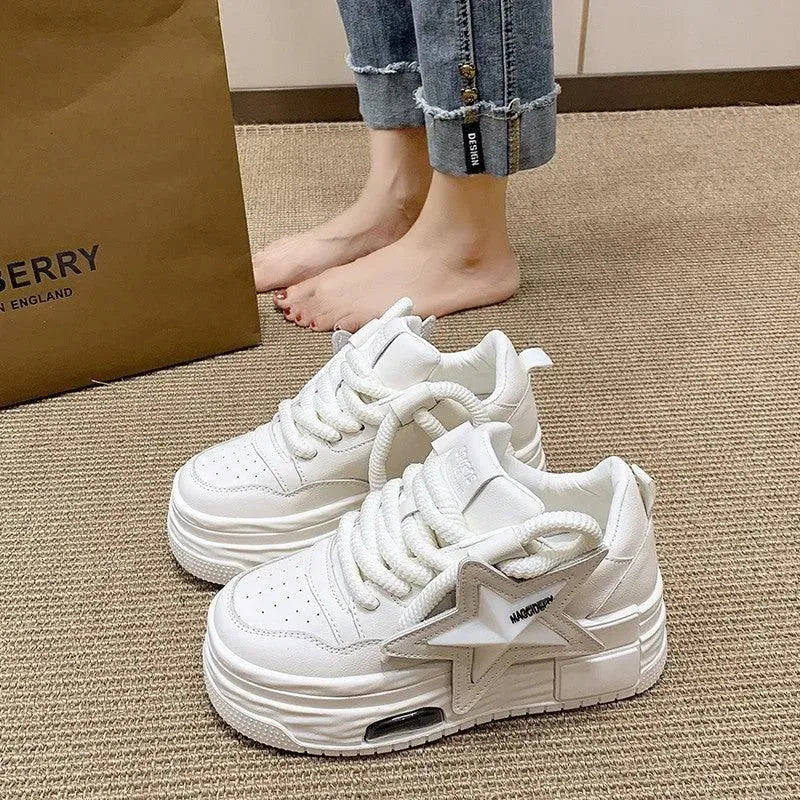 Levoire | Baskets Femmes avec talons et Stella Blanc