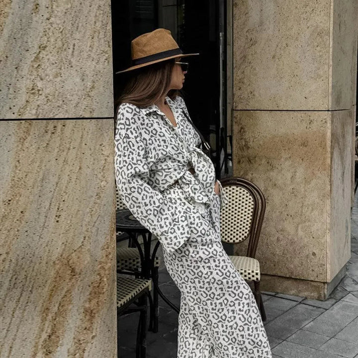 Levoire | Robe à imprimé léopard à taille haute pour femmes