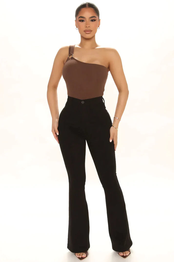 Levoire | Pantalon en denim extensible ajusté Noir