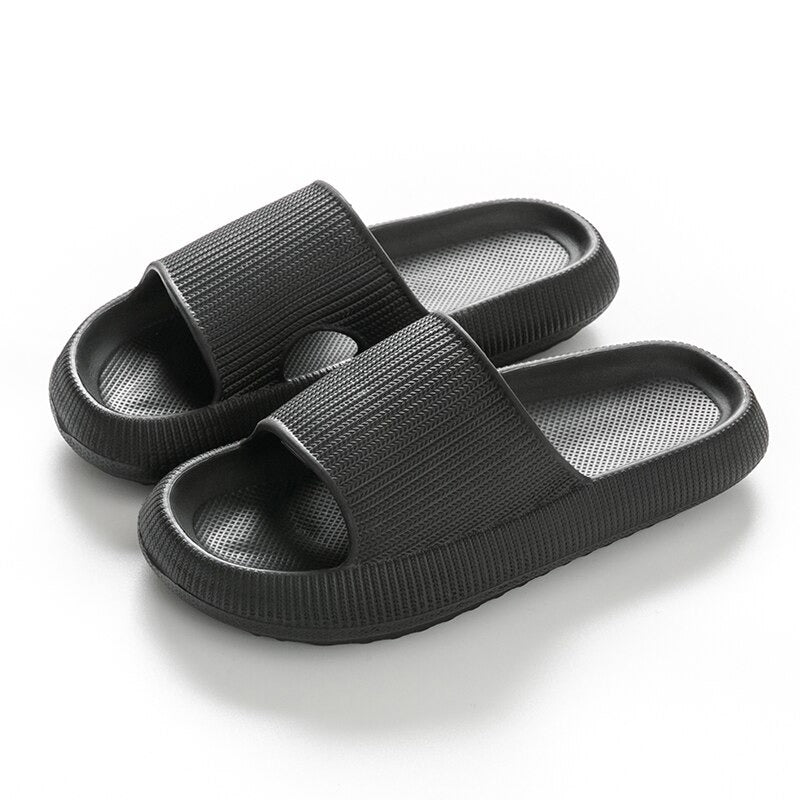 Levoire | Femme Chaussons douces et confortables Noir
