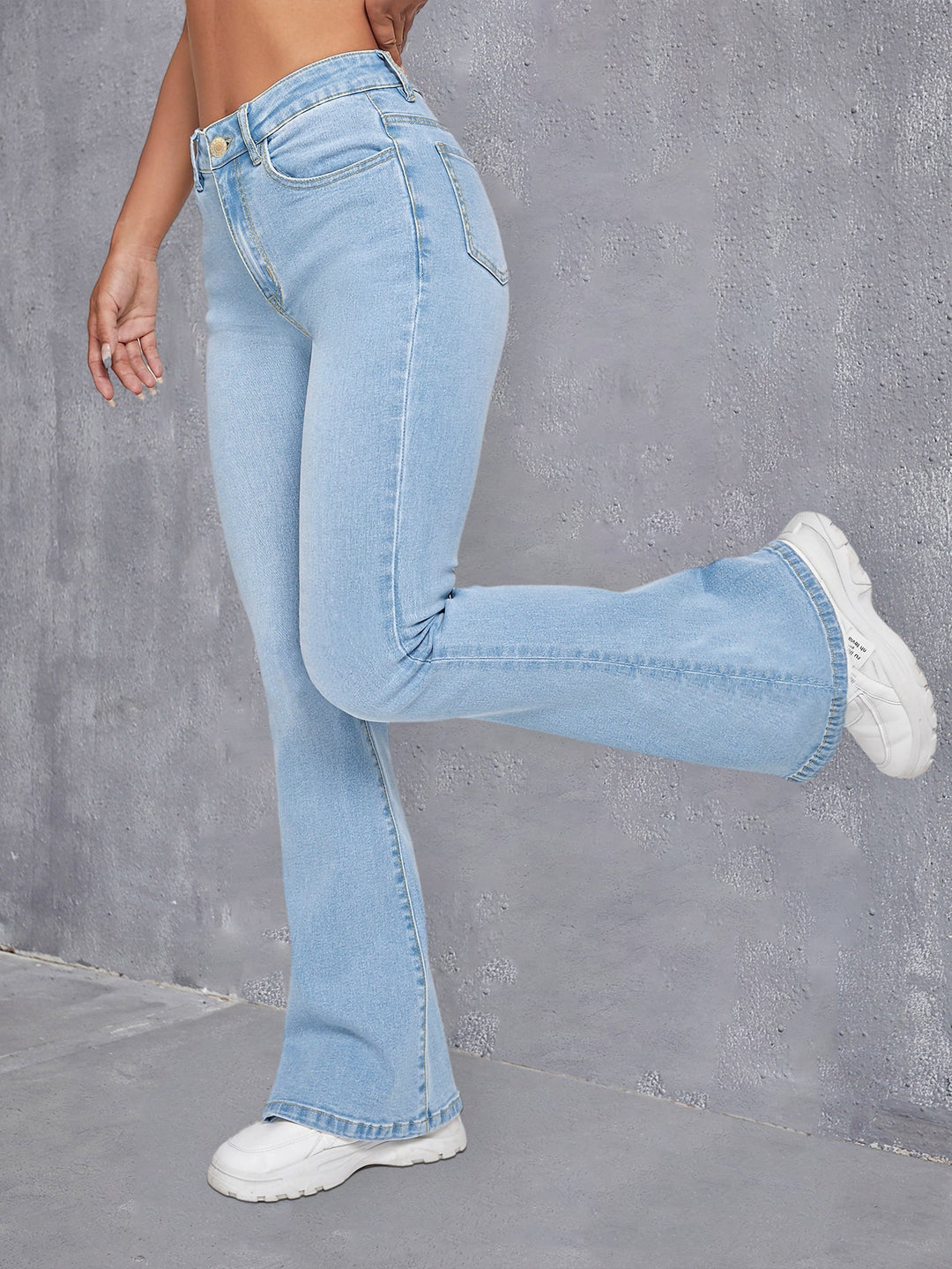 Levoire | Jeans Slim Fit Flare Bleus Avec Haute Élastique Bleu ciel