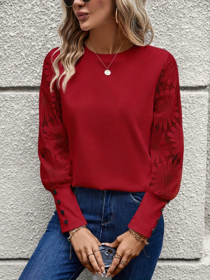 Levoire | T-Shirt En Dentelle Élégant Élégant, Intemporel Et Confortable Rot - ÉPUISÉ