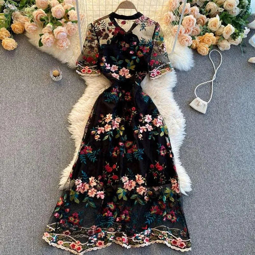 Levoire | Robe à manches courtes avec cordons