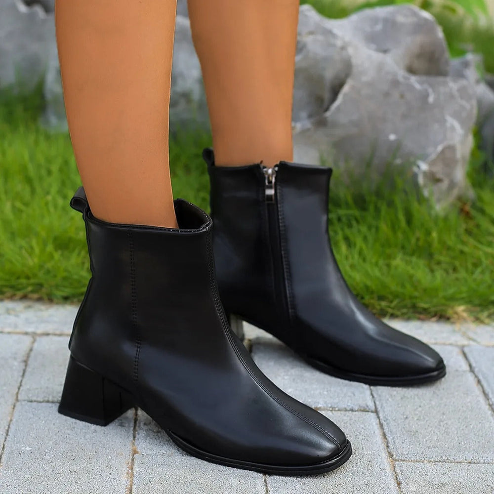 Levoire | Bottines À Talons Bloc Dans Un Style Classique