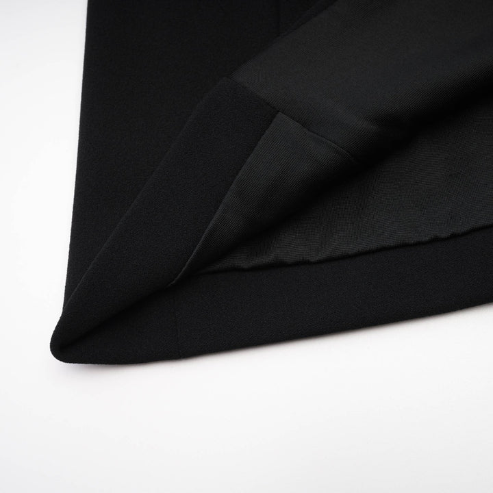 Levoire | Détail De Bouton Noir Robe Mini