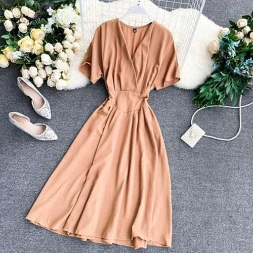 Levoire | Robe unie à encolure en V