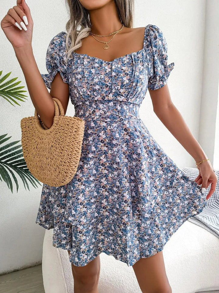 Levoire | Robe d'été à taille haute à manches courtes