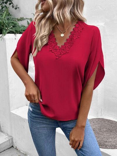 Levoire | Détail En Dentelle Blouse À Manches Demi-Longues En V