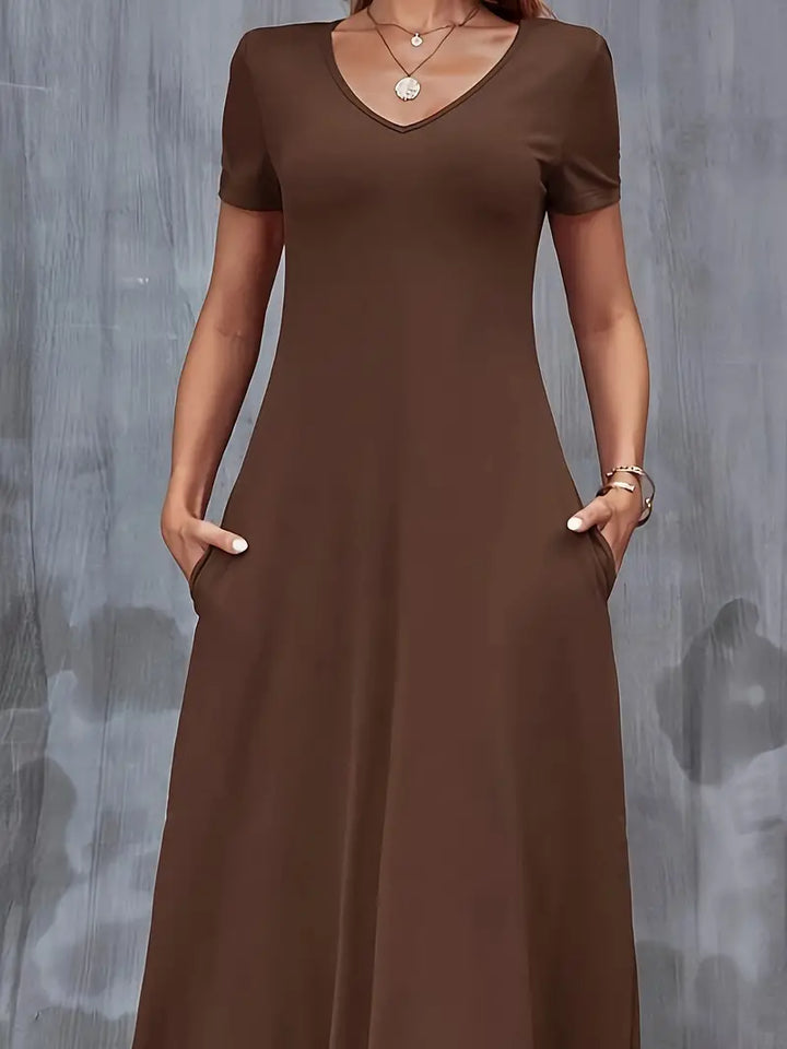 Levoire | Robe À Manches Courtes Avec Décolleté En V