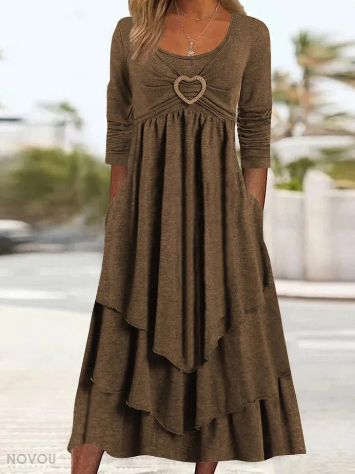 Levoire | Robe Élégante En Silhouette Simple