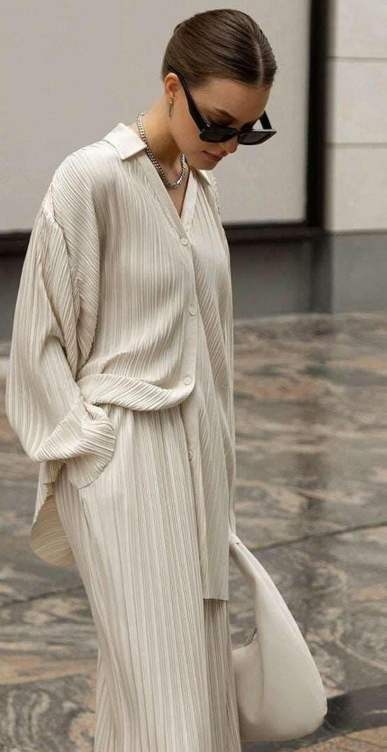 Levoire | Femmes Vogue Classique Grande Forme Ajustement Off White
