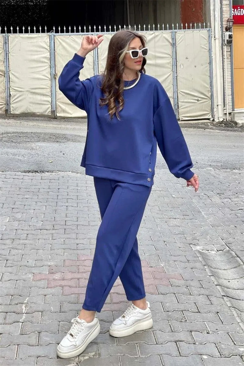 Levoire | Ensemble de sport avec un pantalon décontracté et une chaîne de cheville Bleu