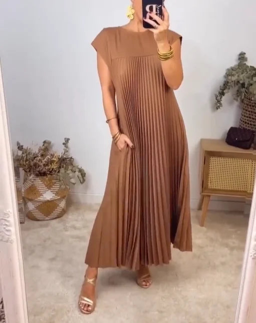 Levoire | Robe Maxi Élégante Et Confortable Avec Plis Marron