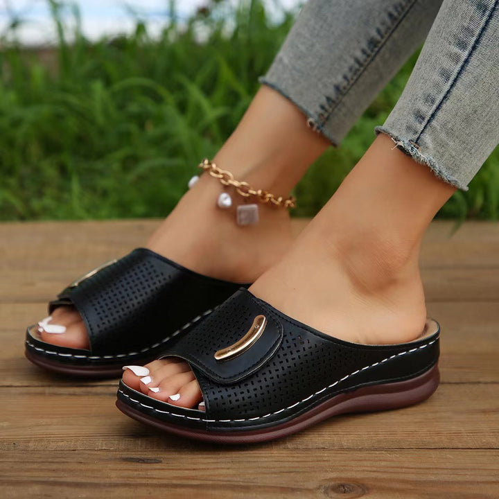 Levoire | Tongs Confortables Avec Semelle Antidérapante Et Design À Bout Ouvert