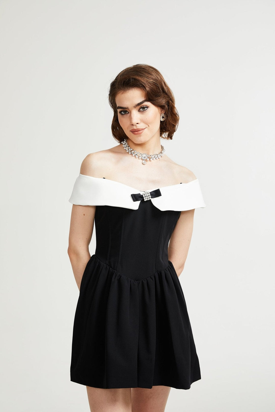 Levoire | Robe Mini Noire Off The Shoulder