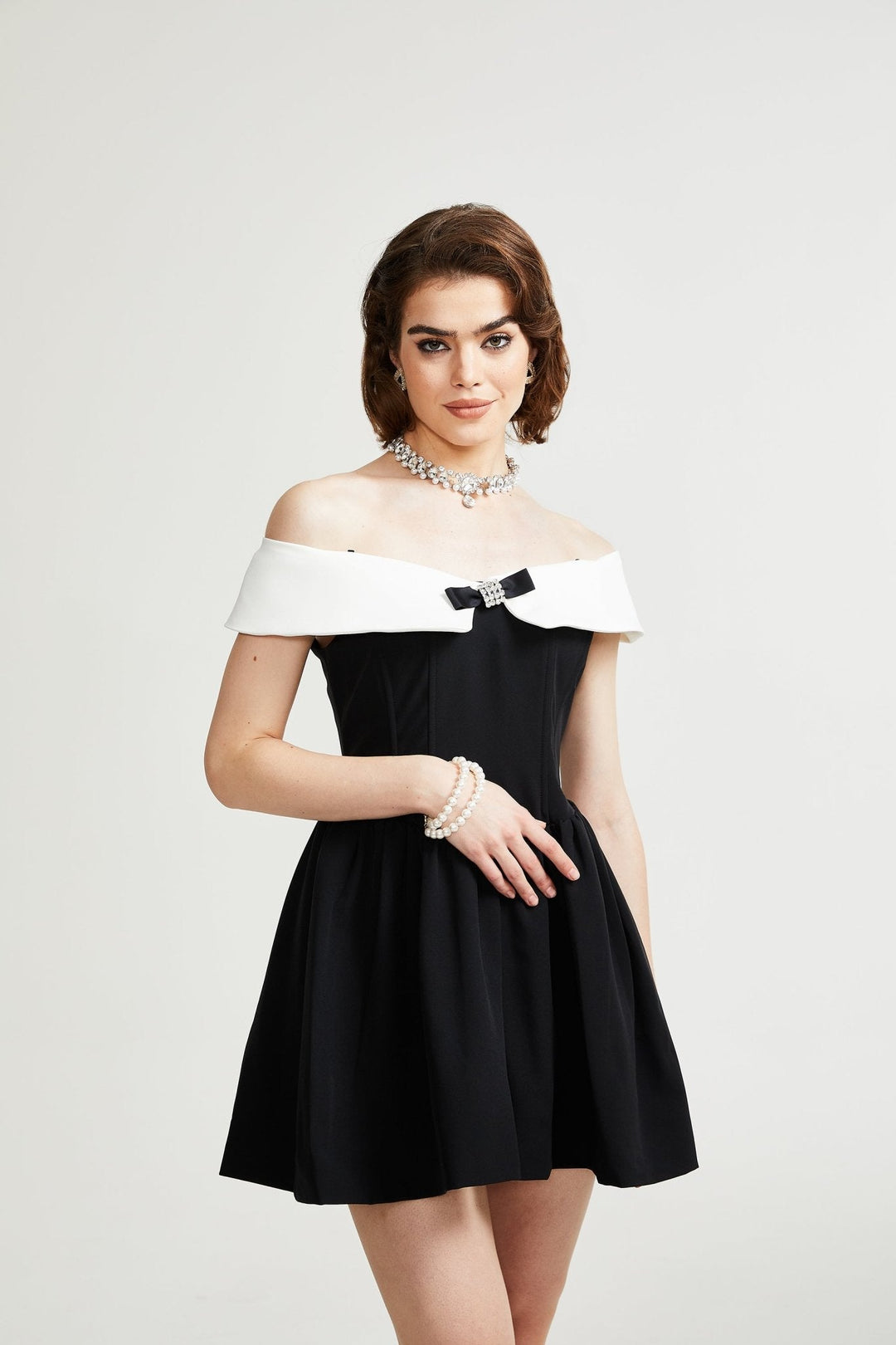 Levoire | Robe Mini Noire Off The Shoulder