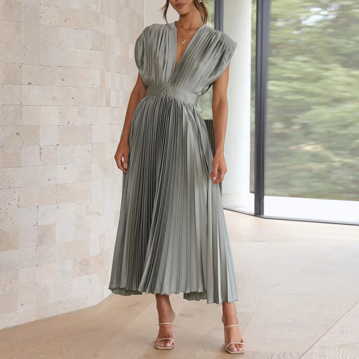 Levoire | Robe Avec Un Décolleté En V