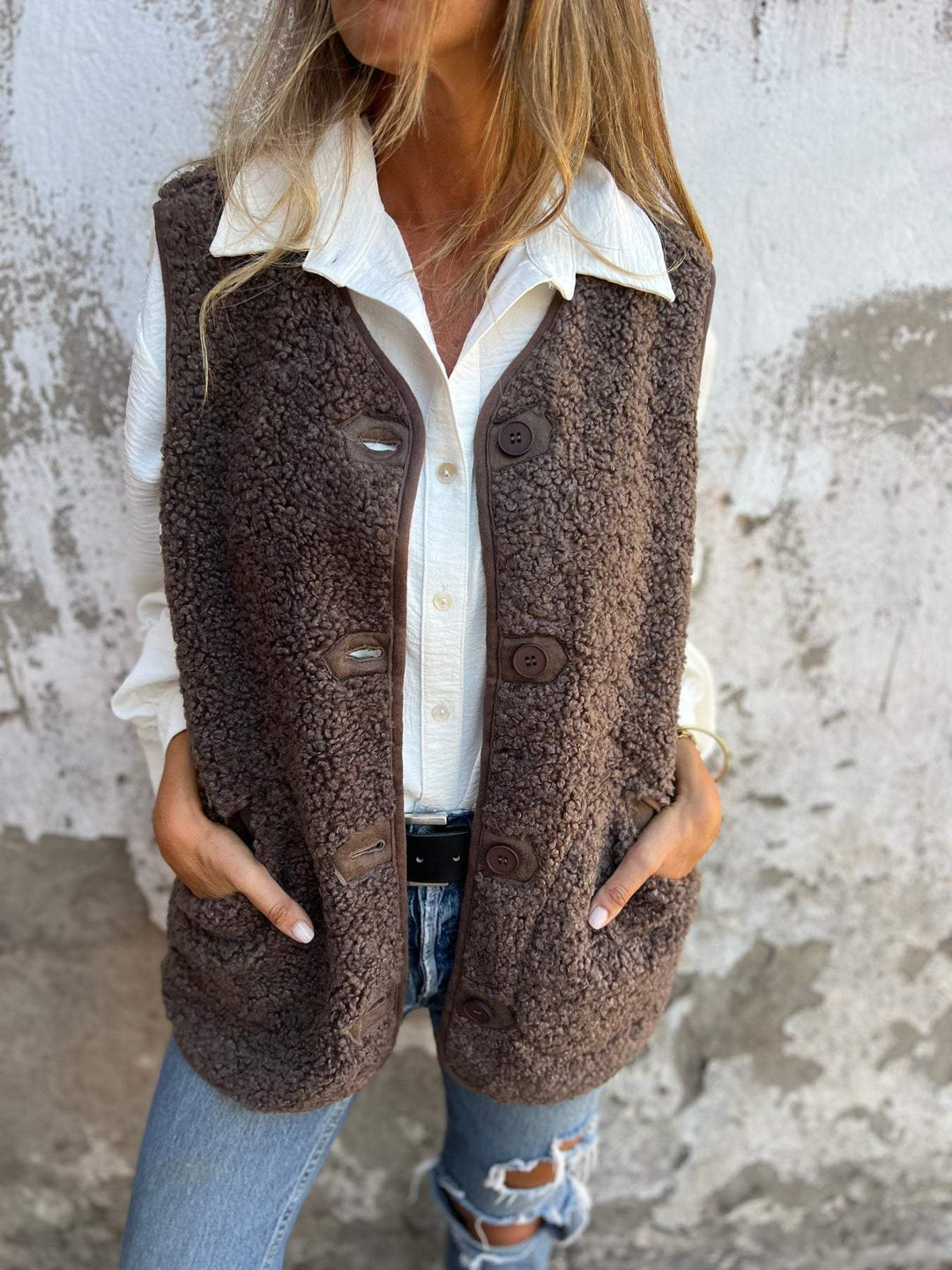 Levoire | Gilet Court Et Chaud Pour Femme Avec Boutons Braun