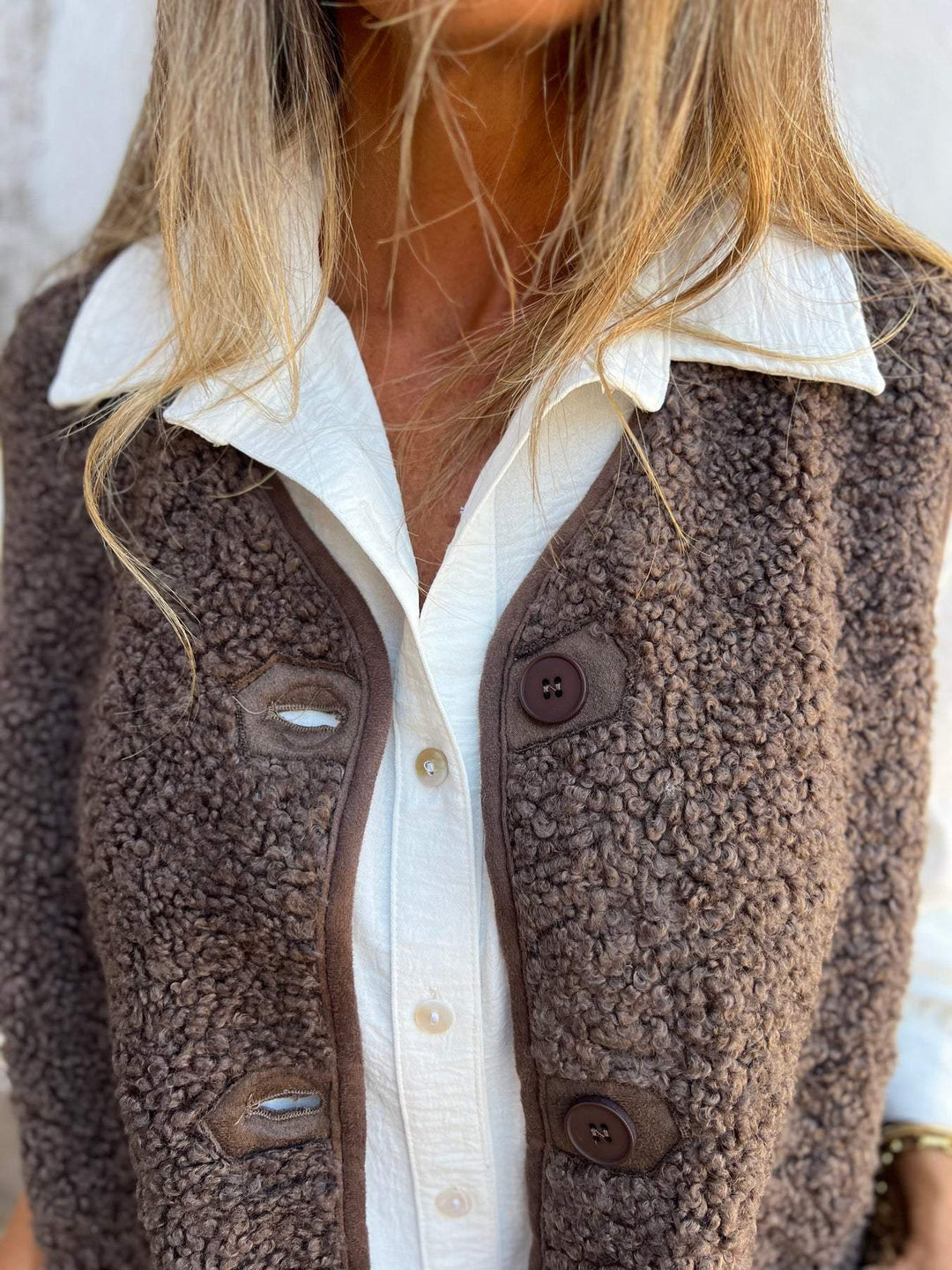 Levoire | Gilet Court Et Chaud Pour Femme Avec Boutons