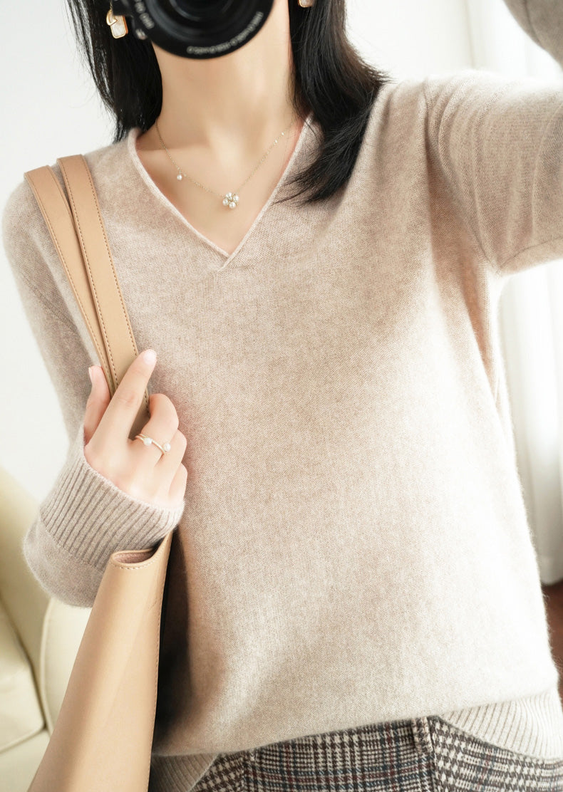Levoire | Pull À Col En V Avec Sensation Cachemire Marron clair