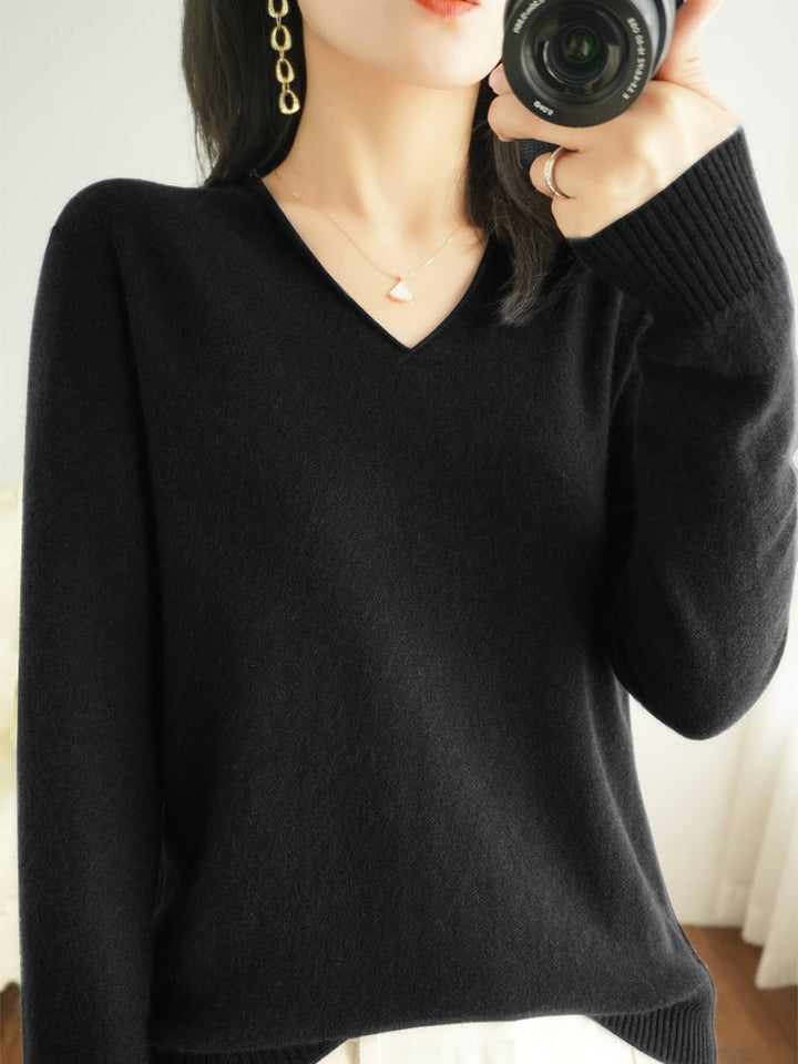 Levoire | Pull À Col En V Avec Sensation Cachemire Noir