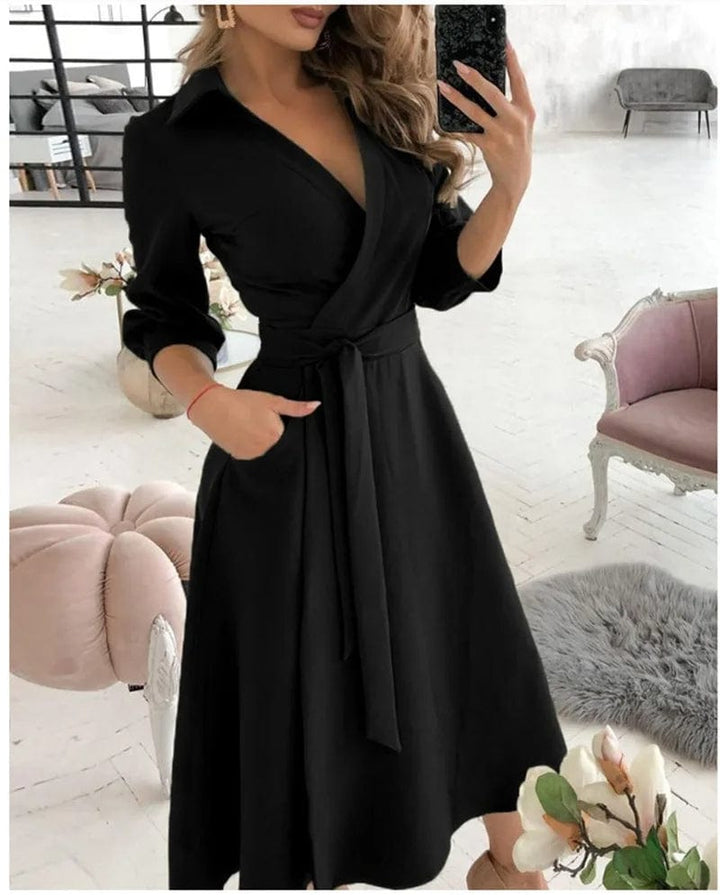 Levoire | Élégante Robe Midi Enveloppante Noir