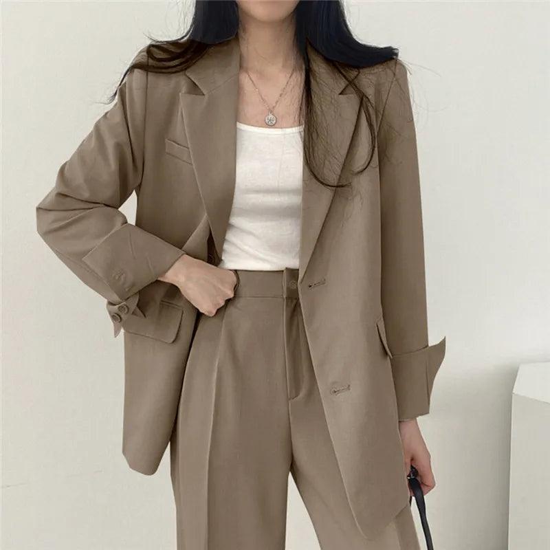 Levoire | Sur Mesure Blazer Et Pantalons Droits Set Pour Femmes Braun