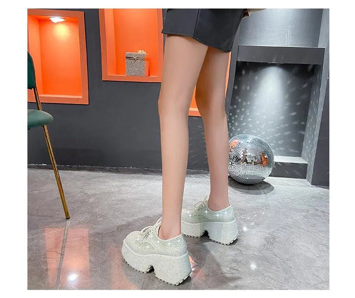 Levoire | Chaussures pour femmes avec décor étoile et strass