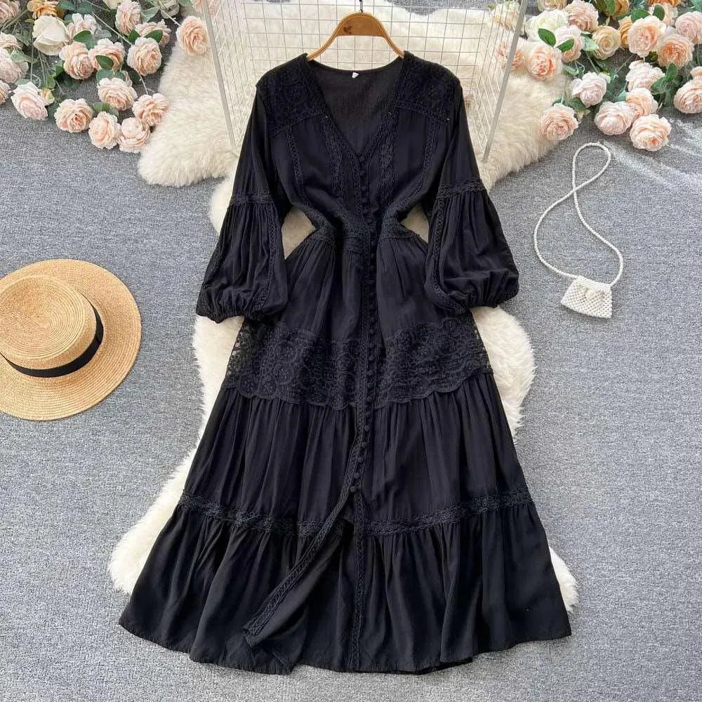 Levoire | Robe avec manches bouffantes et taille délicate