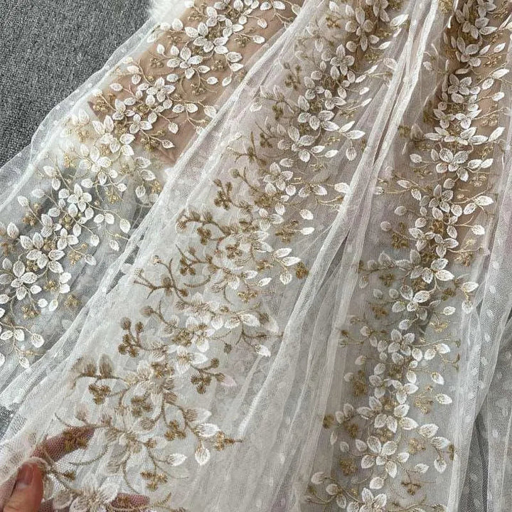 Levoire | Robe pour femmes avec des fleurs