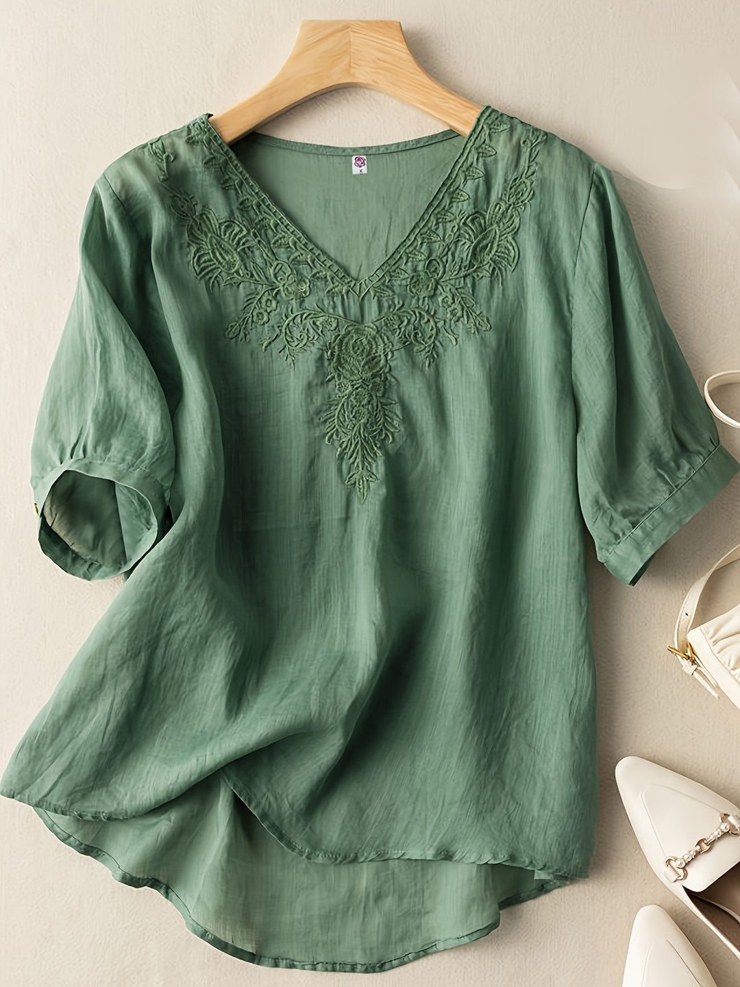 Levoire | Vintage V-Neck Shirt Vert
