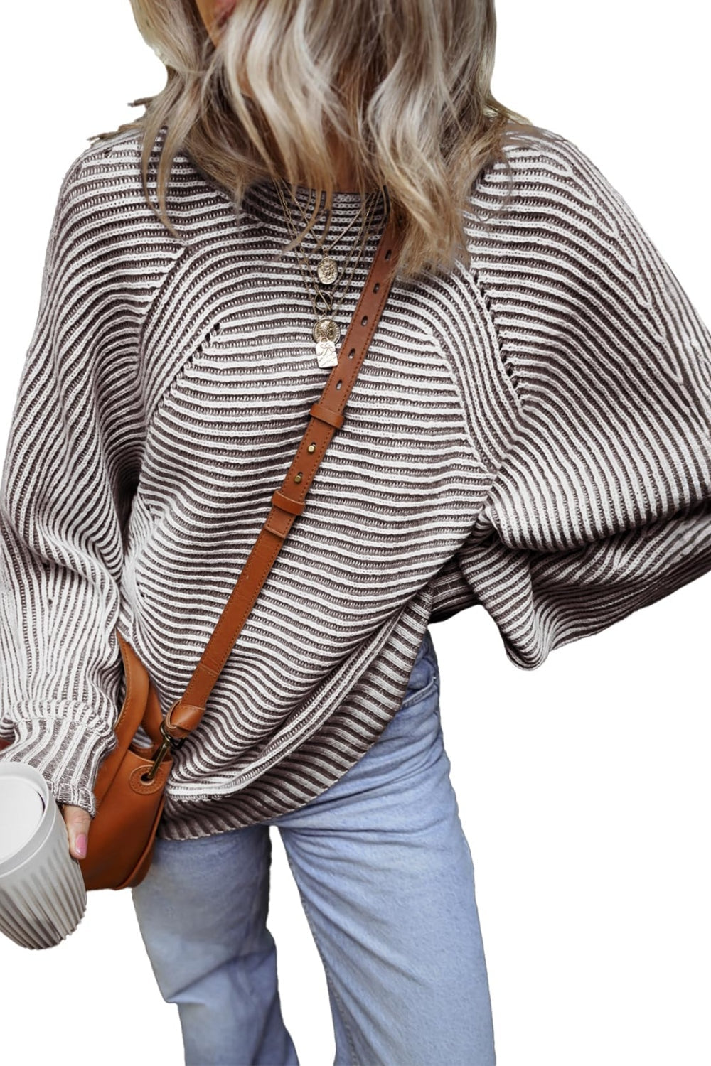 Levoire | Pull D’Hiver À Détails Dentelle Discrets