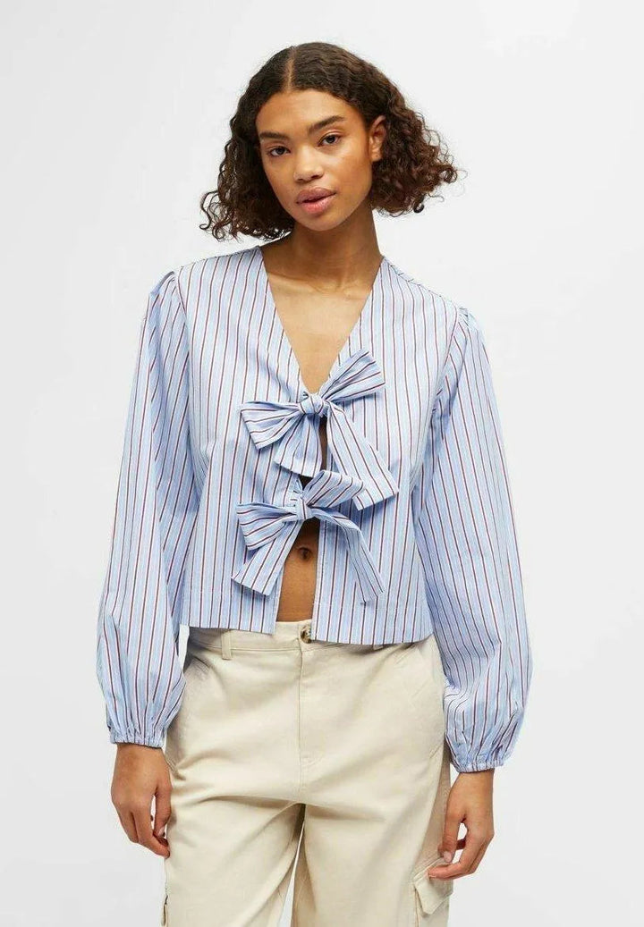 Levoire | Chemise plissée à manches longues dans une couleur unie avec un nœud