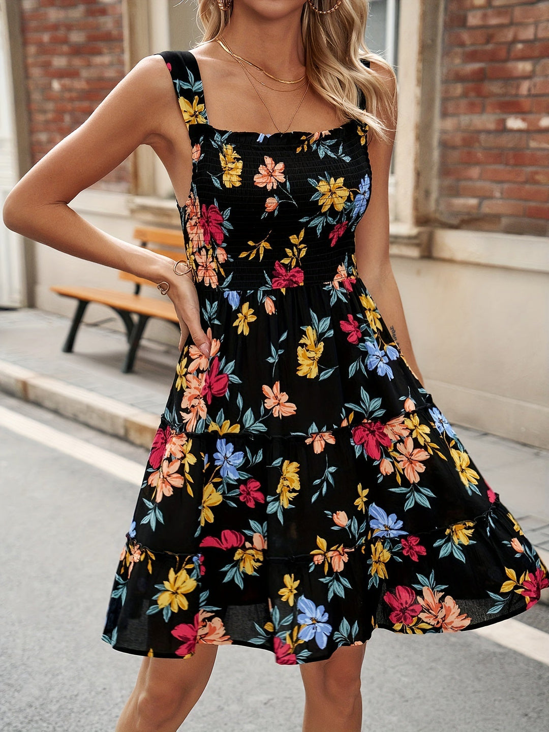 Levoire | Robe élégante pour femme avec motif floral