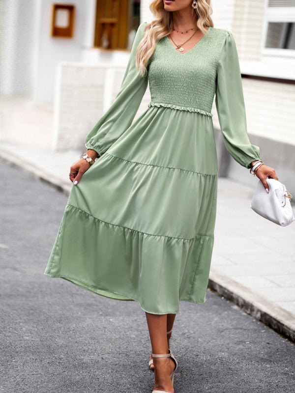 Levoire | Robe élégante et stylée avec des volants et décolleté en V