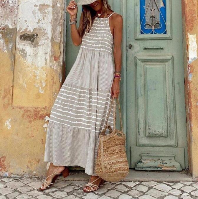 Levoire | Robe à bretelles élégante pour dames, col rond et grande encolure à volants Gris