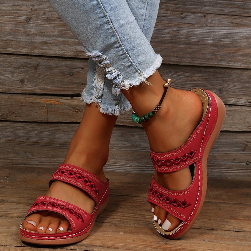 Levoire | Sandales Pour Femmes Au Design Moderne Rouge