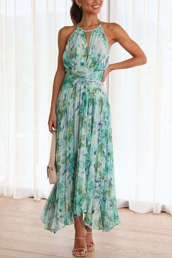 Levoire | Robe mi-longue plissée à encolure découpée et fleurs