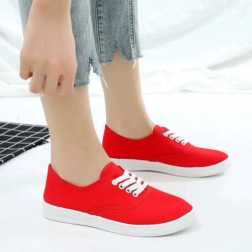 Levoire | Elegant Sneakers With Low Non-Slip Sole For Comfort