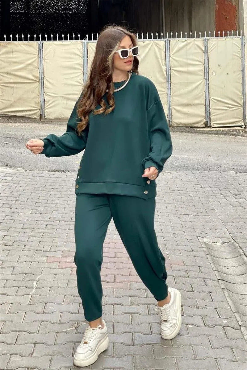 Levoire | Ensemble de sport avec un pantalon décontracté et une chaîne de cheville Vert