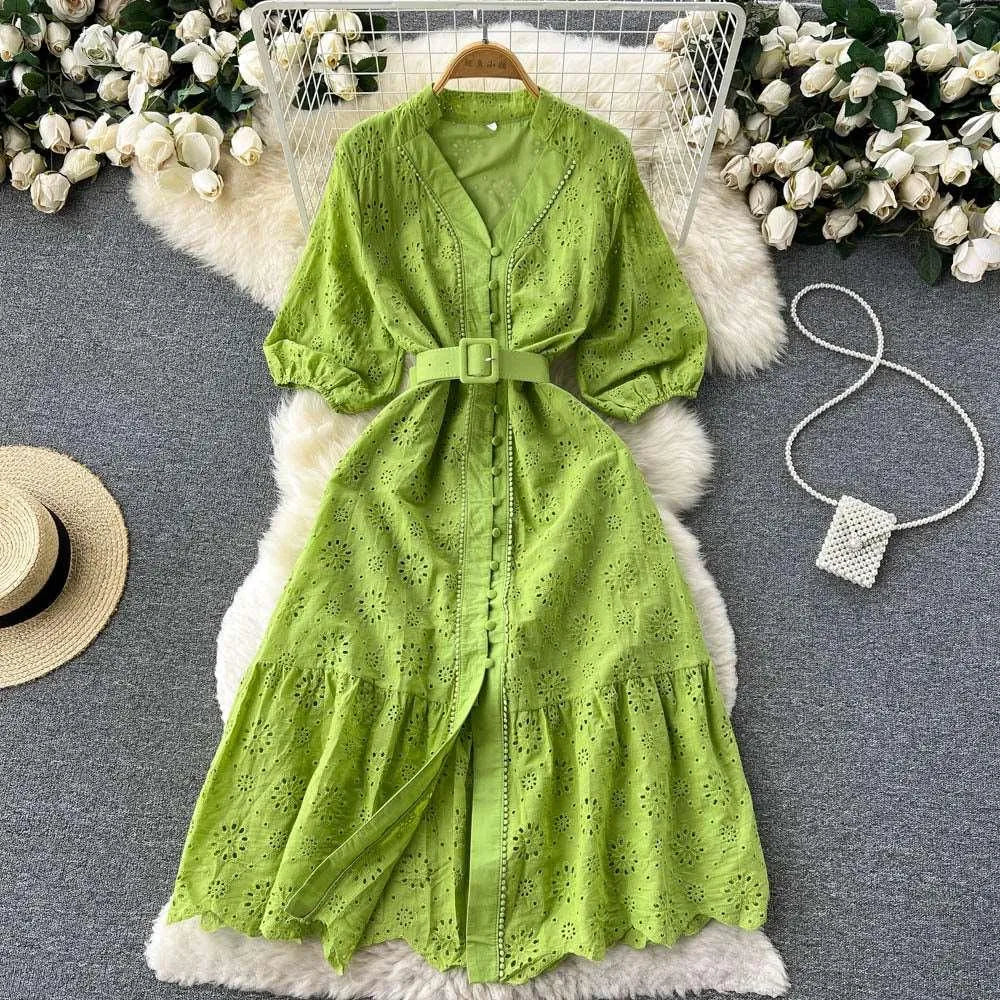 Levoire | Robe à col en V et manches bouffantes pour femmes
