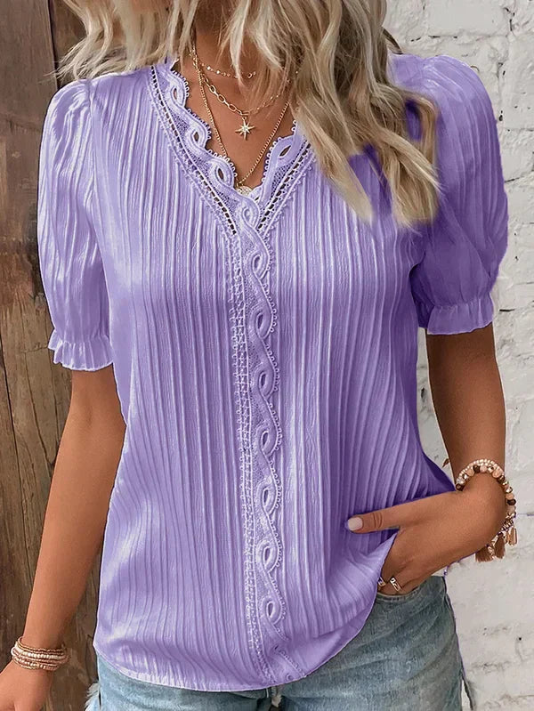 Levoire | Chemise élégante en dentelle avec décolleté en V Violet