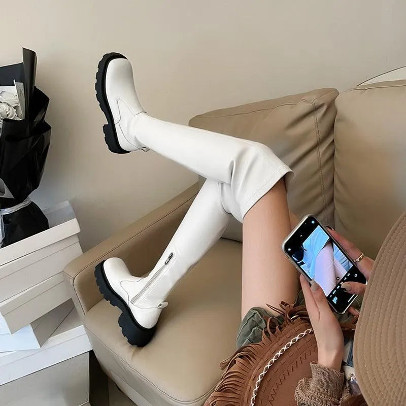 Levoire | Bottes mi-longues en cuir élastique à semelle plate