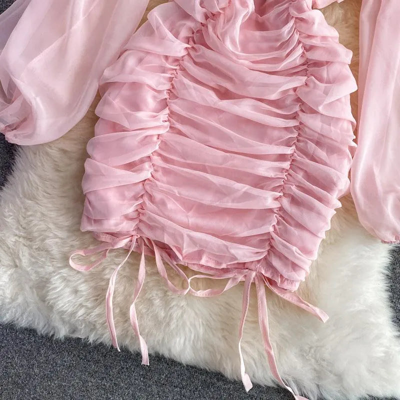 Levoire | Robe ajustée à encolure carrée