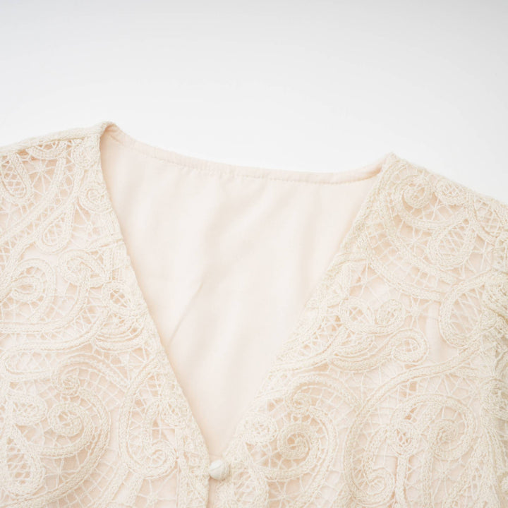 Levoire | Robe À Manches Courtes En Dentelle Blanche À Décolleté En V