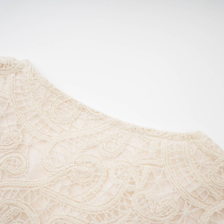 Levoire | Robe À Manches Courtes En Dentelle Blanche À Décolleté En V
