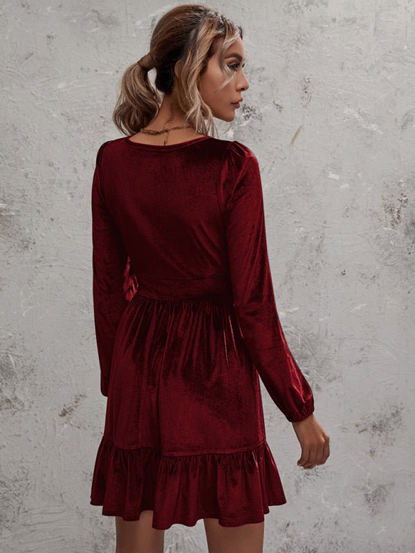 Levoire | Velours doré profond robe à décolleté en V à manches bouffantes en argent-larche