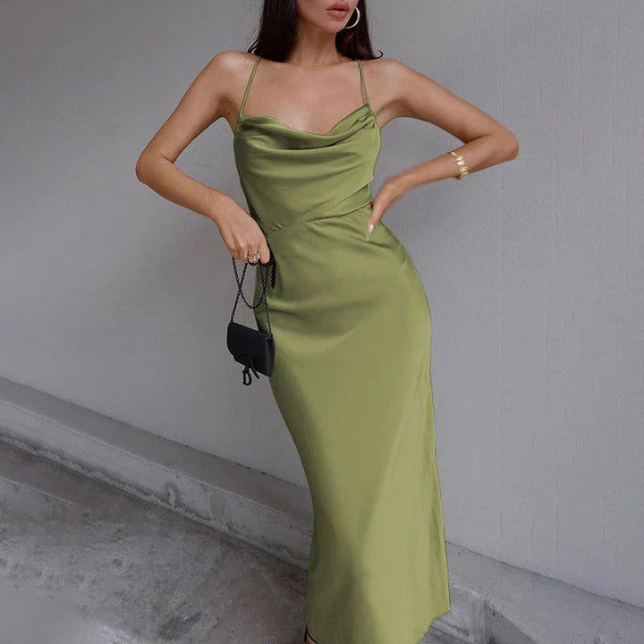 Levoire | Élégant Robe Midi Col Cowl Vert